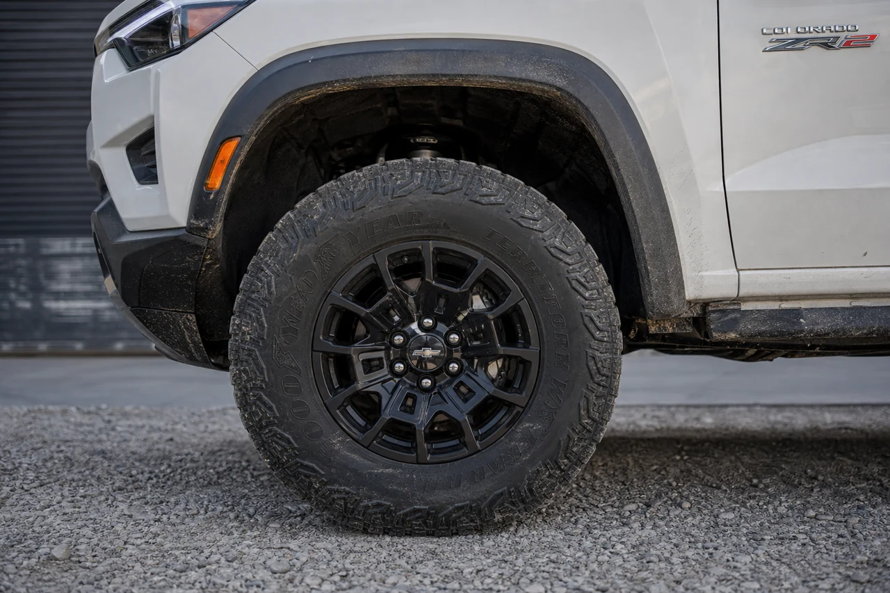 chevy colorado load rated wheel closeup