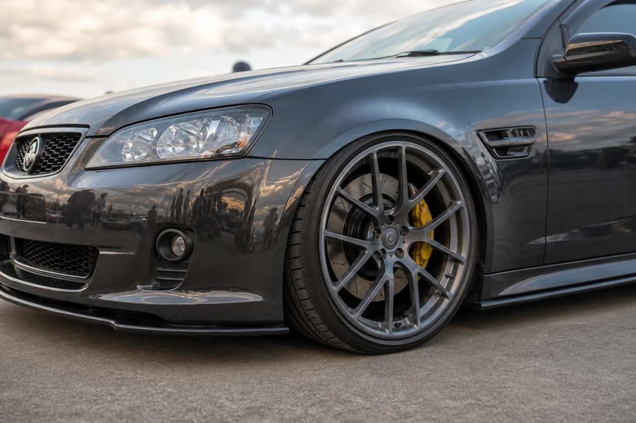 Forged Wheels Australia: Best Buying Guide for Street Cars holden commodore forged wheel closeup
